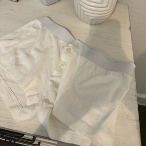 brandy melville shorts!!!